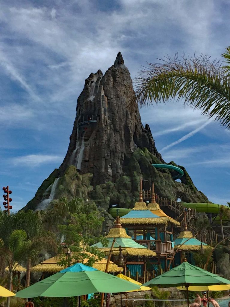 Florida Rundreise mit Kindern (2 Wochen) Universal-Studios-Volcano-Bay-Orlando-florida-wasserpark