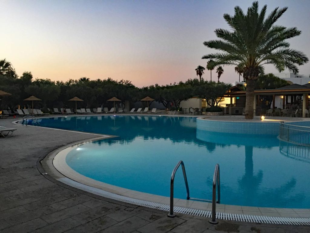 Rhodos mit Kindern - Unsere griechische Lieblingsinsel mit dem Mietwagen erkundet Alex Beach Rhodos Familienhotel