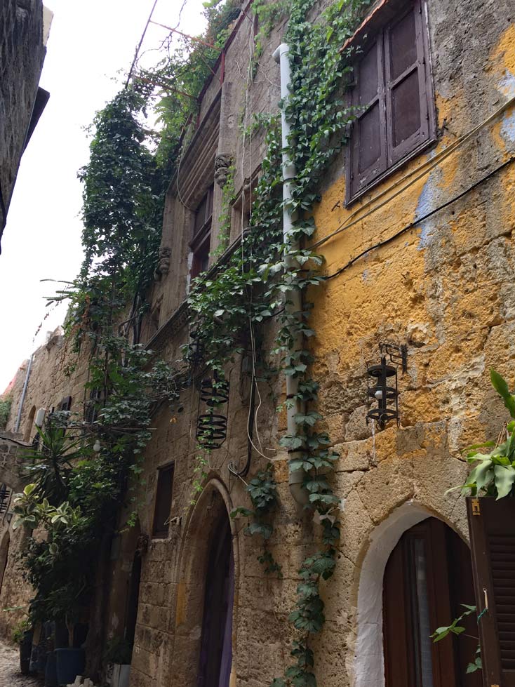 Rhodos mit Kindern - Unsere griechische Lieblingsinsel mit dem Mietwagen erkundet Rhodos Stadt kleine Gassen