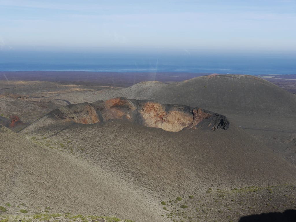 Lanzarote mit Kindern - mit dem Mietwagen mitten durch Vulkanlandschaften Timanfaya-lanzarote-jahresrueblick