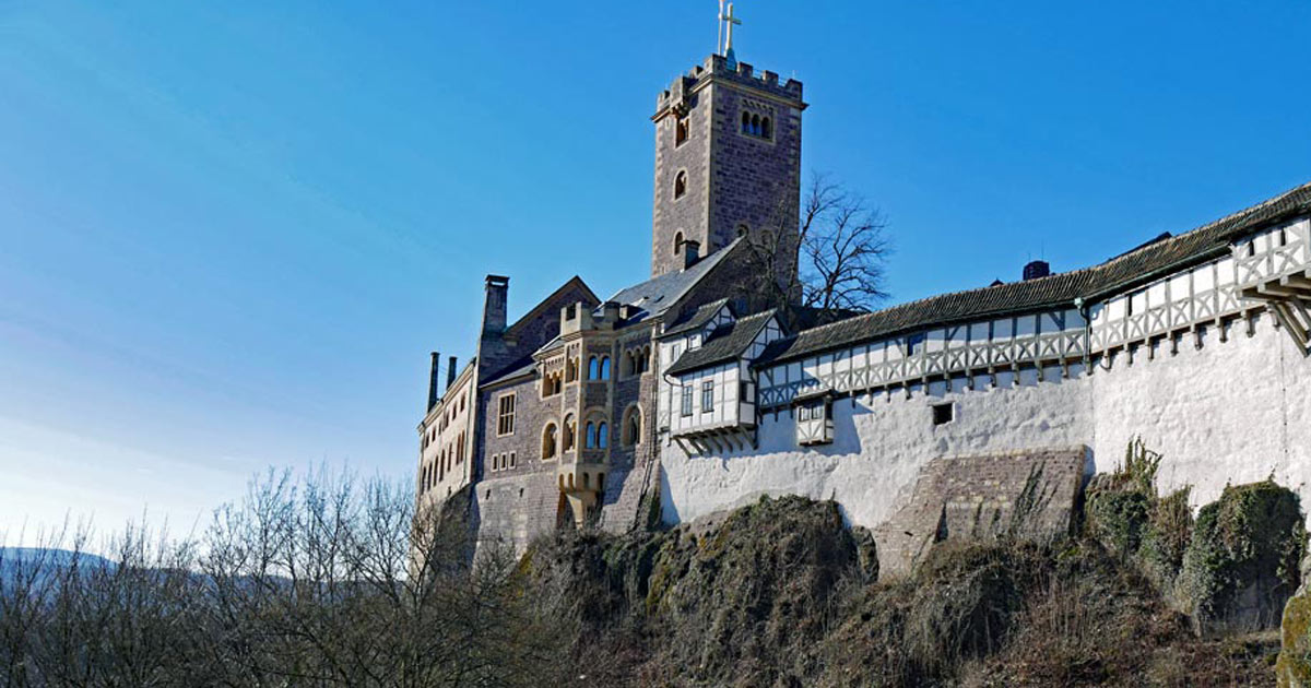 Du betrachtest gerade Eisenach mit Kindern: Die Highlights Wartburg und Drachenschlucht
