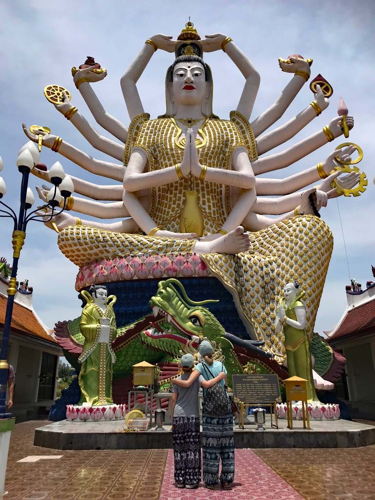 Koh Samui mit Kindern statue-guanyin-wat_plai_laem_mit_kindern_koh_samui