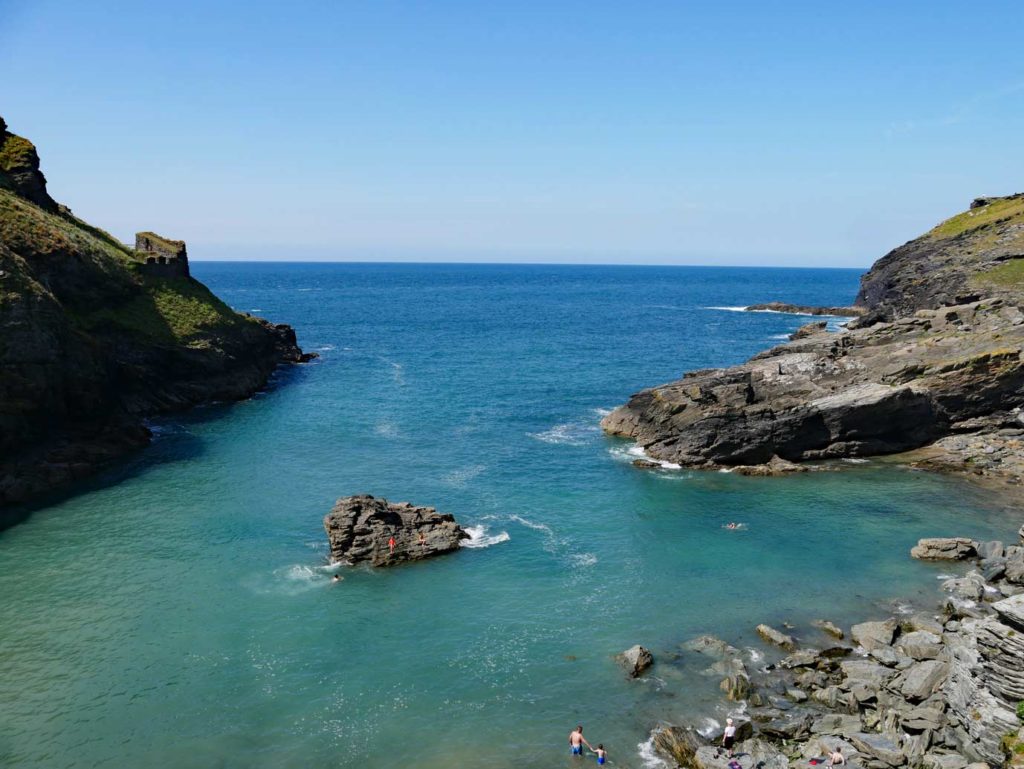 Cornwall mit Kindern - Highlight unseres Roadtrips durch England tintagel beach strandurlaub england cornwall mit kindern