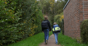 Mehr über den Artikel erfahren Schulbeurlaubung – Weltreise mit schulpflichtigen Kindern