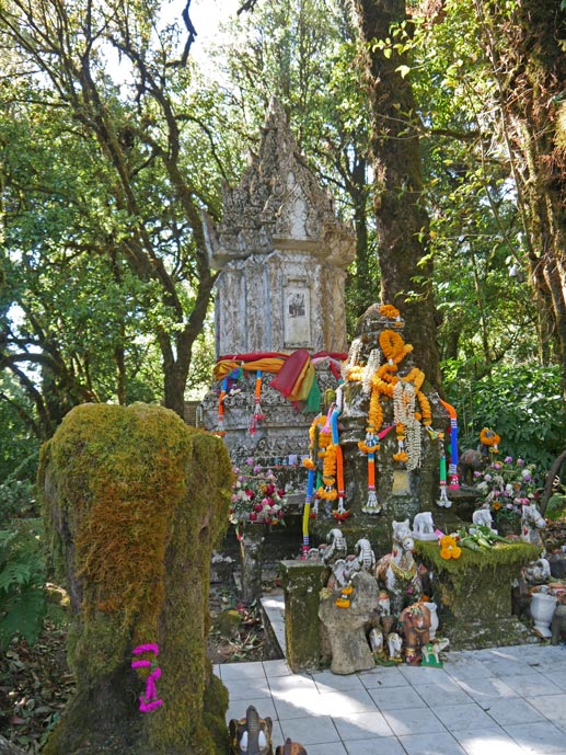 Chiang Mai und Chiang Rai mit Kindern doi inthanon chiang mai mit kindern