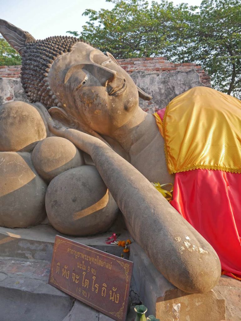 wat phutthai sawan buddha ayutthaya familie