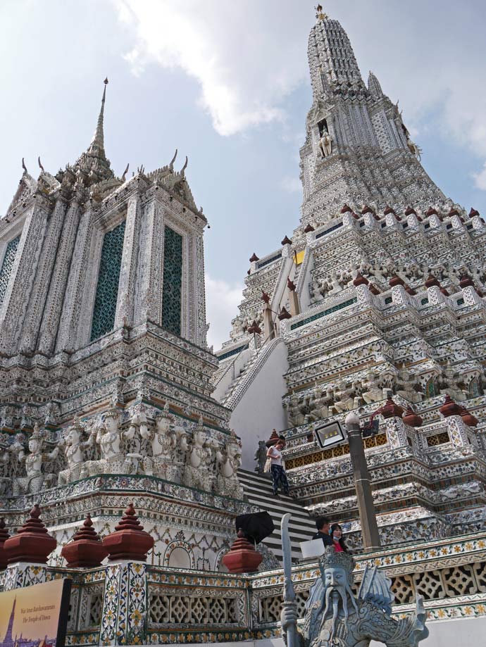 Unvergessliche Nordthailand Rundreise: Highlights auf der Zugreise von Bangkok nach Chiang Mai wat-arun-route-nord-thailand-von-bangkok-nach-chiang-mai-per-zug
