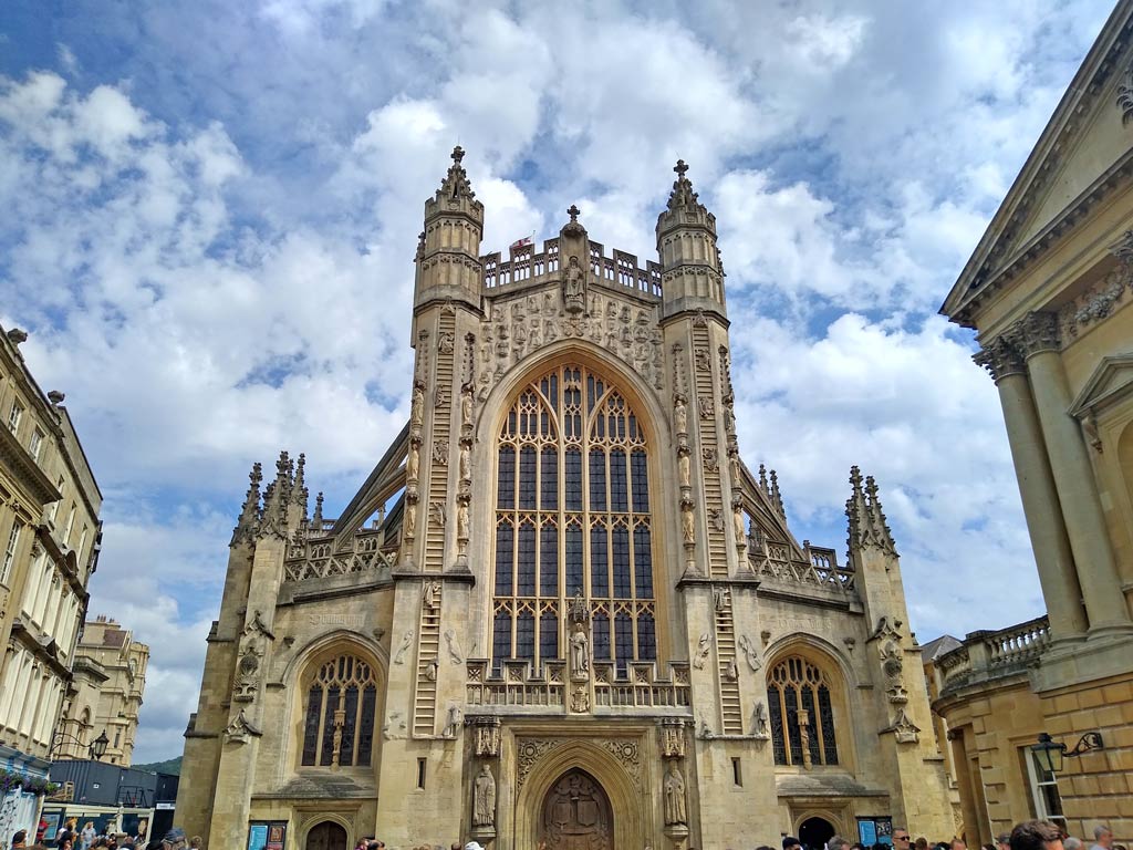 abteikirche-bath-route-rundreise-england-schottland-mit-kindern