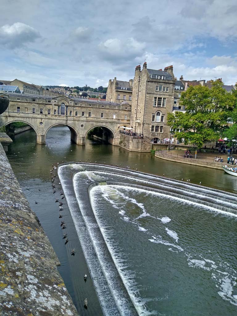 bath-pulteney-bridge-england-rundreise-mit-kindern