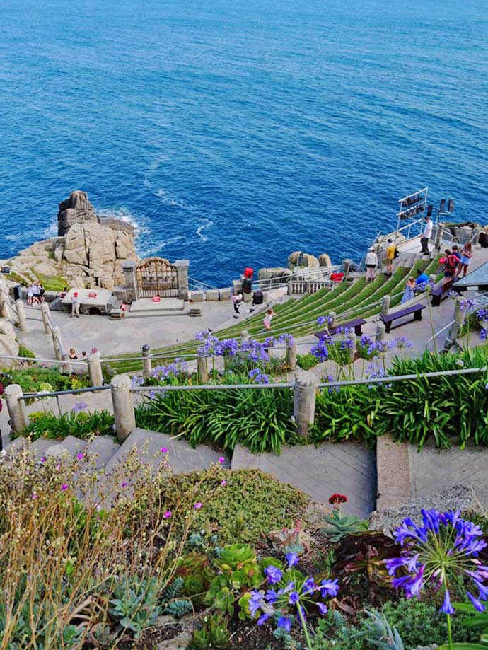 freilichtbuehne-am-meer-minack-theatre-cornwall-mit-kindern-rundreise-england-mir-auto