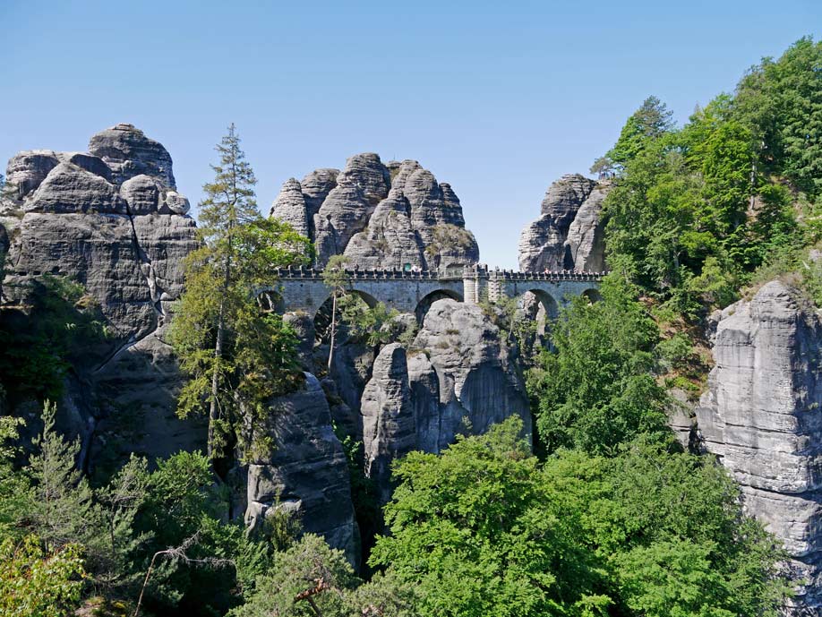 Sächsische Schweiz mit Kindern - ein Erlebnis für Alle bastei-bruecke-saechsische--schweiz-mit-kindern