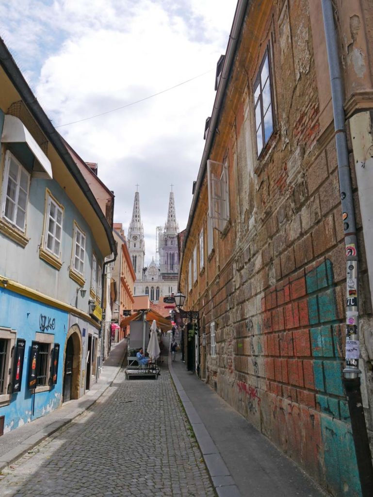 kathedrale von zagreb mit kindern