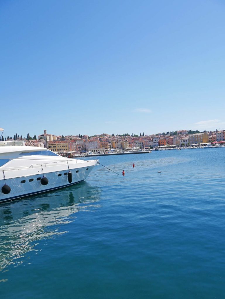 Istrien mit Kindern - Familienurlaub in Kroatiens Norden hafen-rovinj-istrien-mit-kindern-urlaub-kroatien