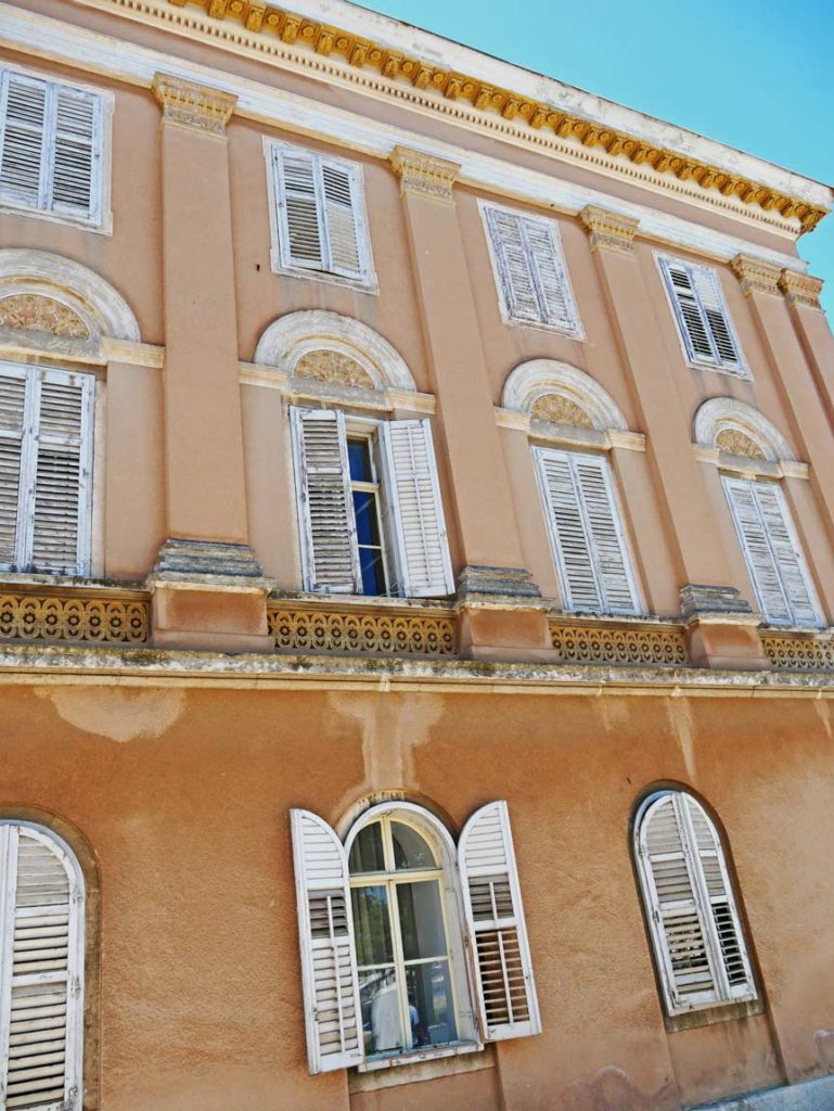 Istrien mit Kindern - Familienurlaub in Kroatiens Norden stadtbesichtigung-pula-sehenswuerdigkeiten-istrien-mit-kindern