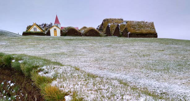 16 Nordisland Sehenswürdigkeiten, die ihr nicht verpassen dürft! glaumbaer museum nord island sehenswuerdigkeiten 1