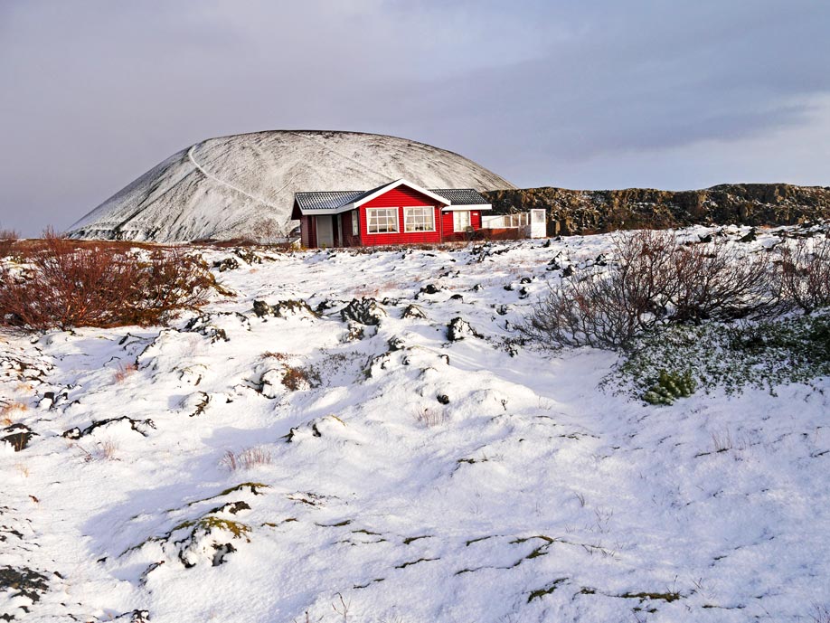 lava-house-west-island-unterkunft-grabrok-vulkan-west-island-mit-kindern