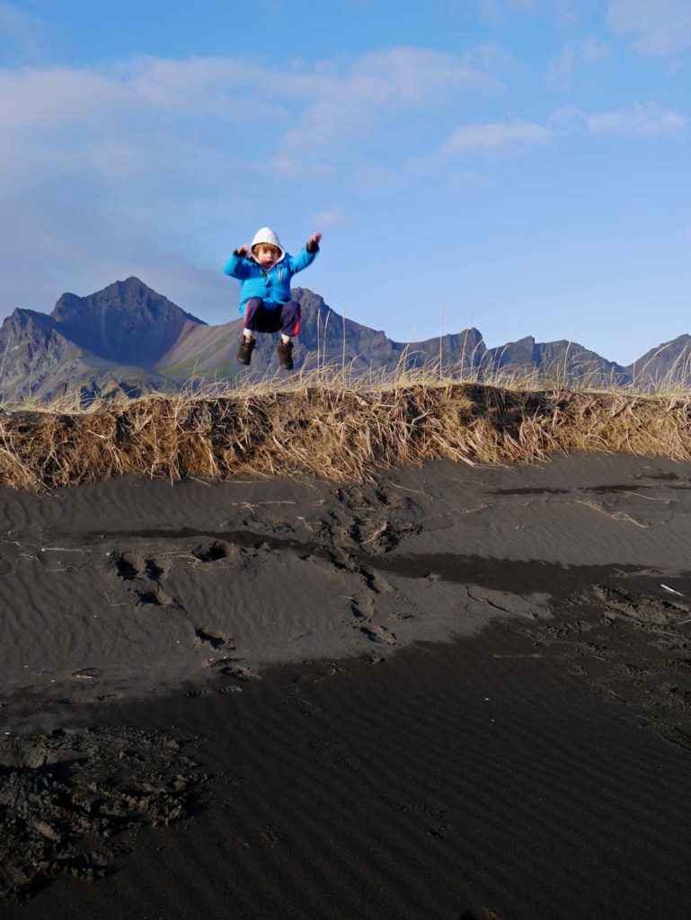 stokksnes-ost-island-mit-kindern