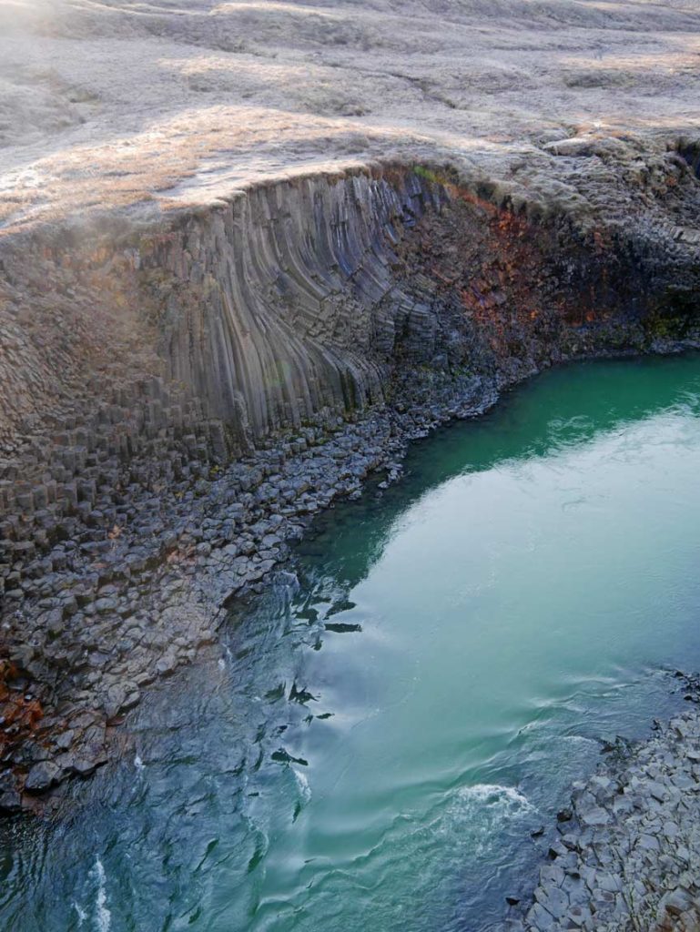 studlagil-canyon-islands-osten-mit-kindern-rundreise