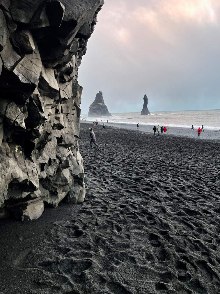 reynisfjara-strand-sueden-island