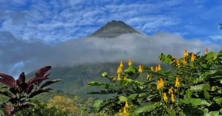 Mehr über den Artikel erfahren Vulkan Arenal – 3 Highlights am Rande des Feuerbergs in Costa Rica