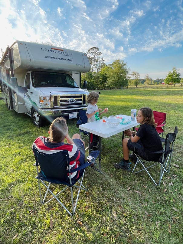 Von der Ostküste zur Westküste der USA - unsere Route quer durch die Vereinigten Staaten harvest-host-florida-mit-dem-wohnmobil