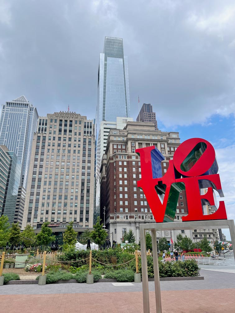 love-park-philadelphia-mit-kindern