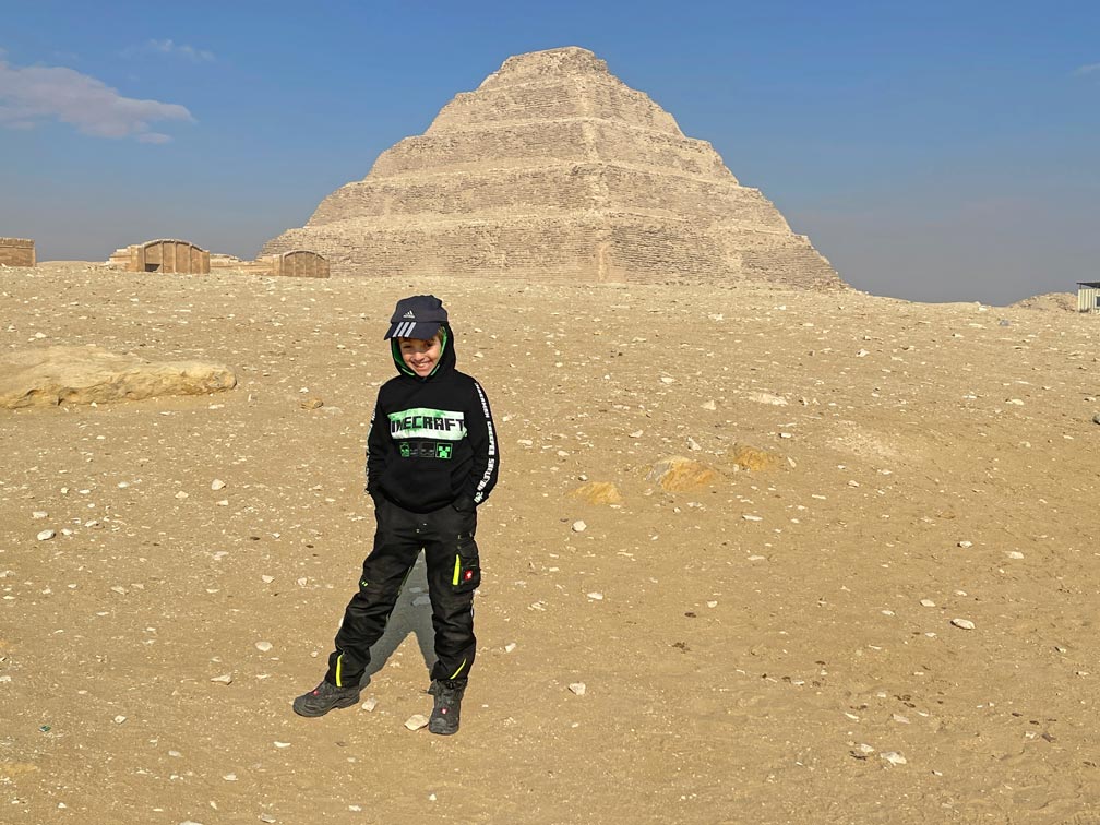 djoser-pyramide-ausflug-ab-gizeh-mit-kindern