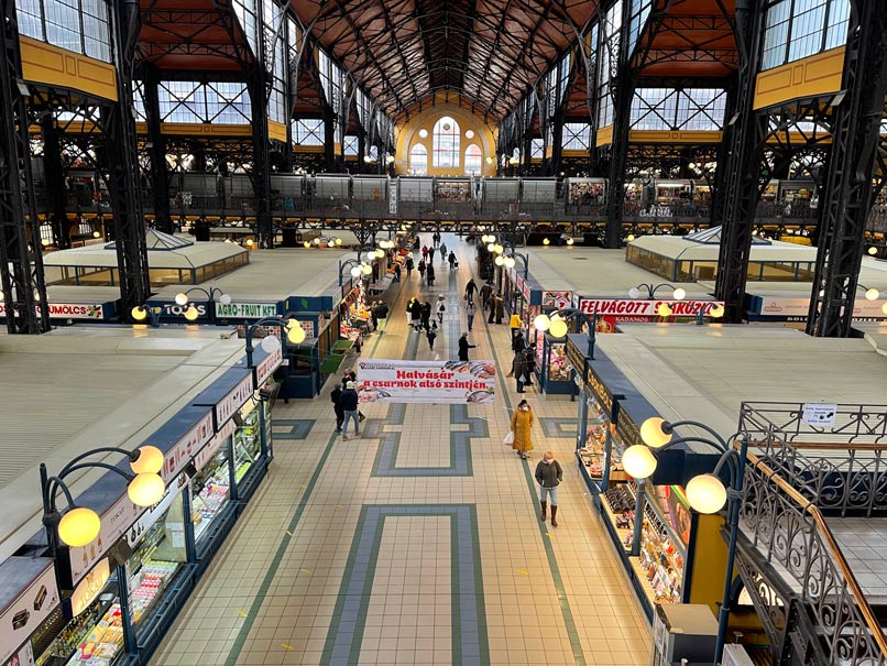 grosse markthalle budapest