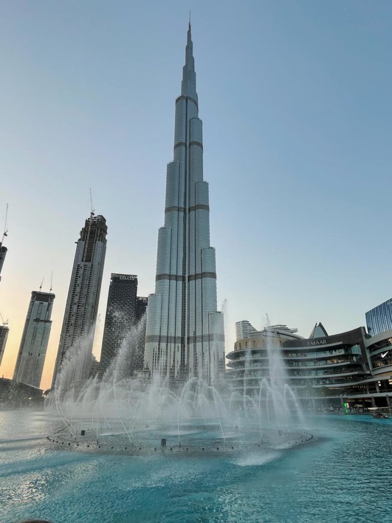 Dubai mit Kindern - die spannendsten Sehenswürdigkeiten und Attraktionen burj-khalifa-dubai-sehenswuerdigkeiten-mit-kindern