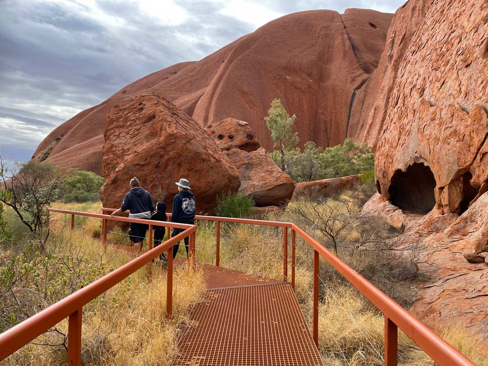 northern territory sehenswuerdigkeiten uluru
