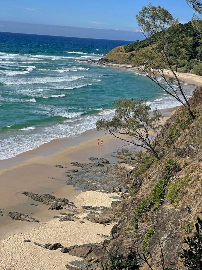 byron-bay-coastalwalk-sehenswuerdigkeiten-brisbane-sydney-mit-camper
