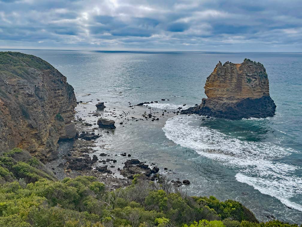 castle-rock-sehenswuerdigkeiten-great-ocean-road-mit-mietwagen