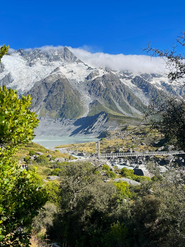 haengebruecke hooker valley track aoraki suedalpen neuseeland