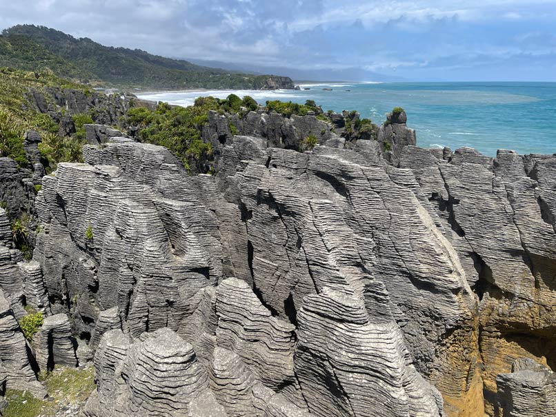 pancake-rocks-westkueste-route-neuseeland-suedinsel-mit-mietwagen