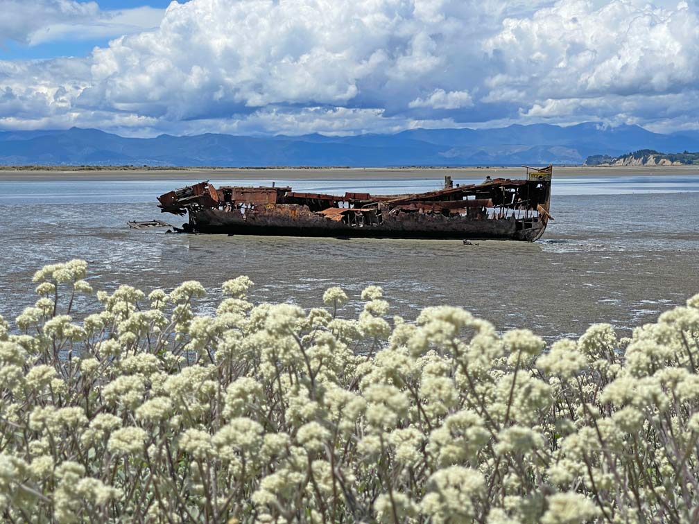 schiffswrack-sehenswuerdigkeiten-motueka-abseits-der-ueblichen-pfade-neuseeland-suedinsel