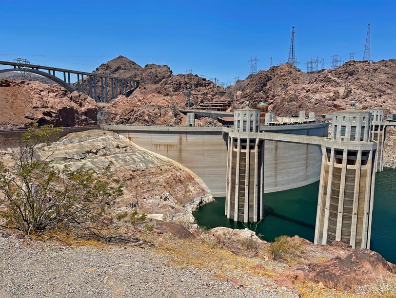 Las Vegas Ausflüge - 4 Highlights in der Umgebung blick-auf-den-hoover-dam