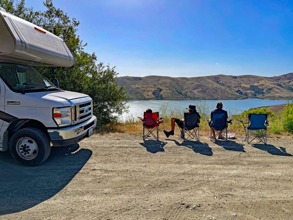 Urlaub mit dem Camper in den USA - praktische Tipps und Infos highway-1-kalifornien-ausstattung-camper-usa