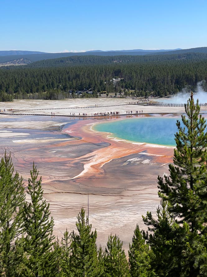 Yellowstone Nationalpark grand prismatic spring bunte sehr große geothermale quelle