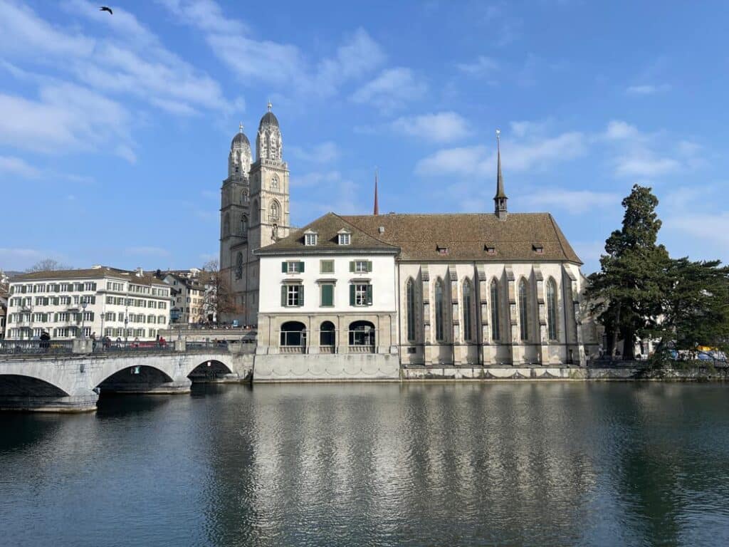 grossmuenster zuerich sehenswuerdigkeiten mit kindern