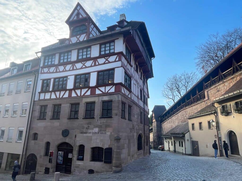 Nürnberg Sehenswürdigkeiten - Städtetrip oder Zeitreise? fachwerkhaus-in-dem-albrecht-duerer-lebte