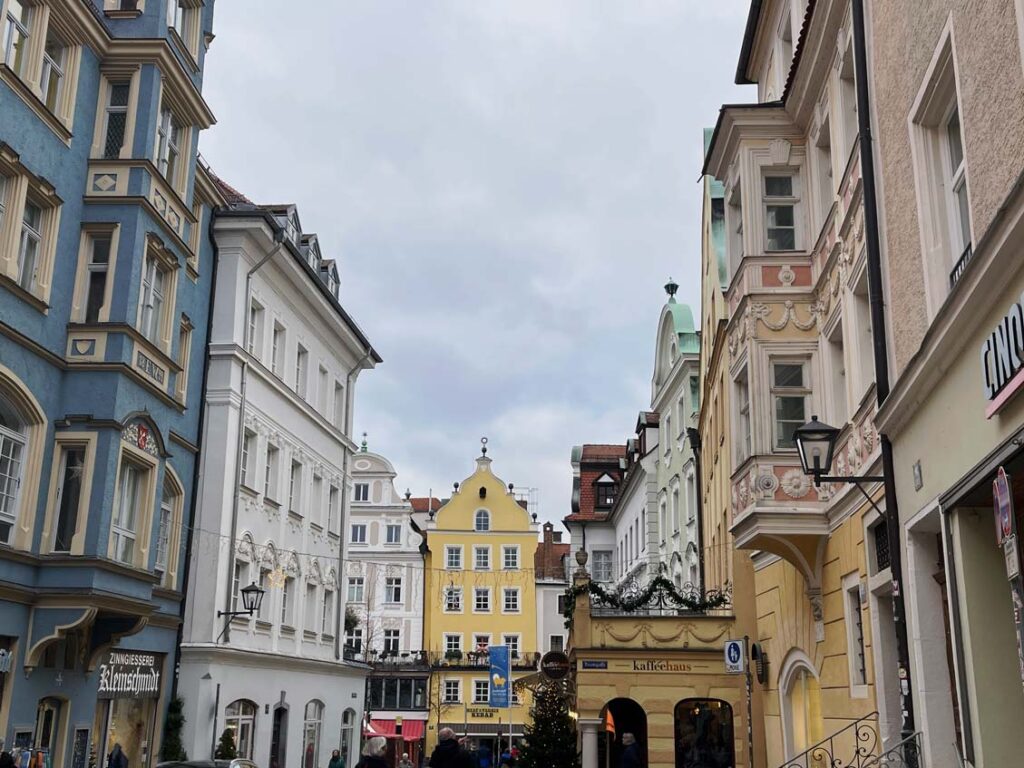 altstadt regensburg highlights
