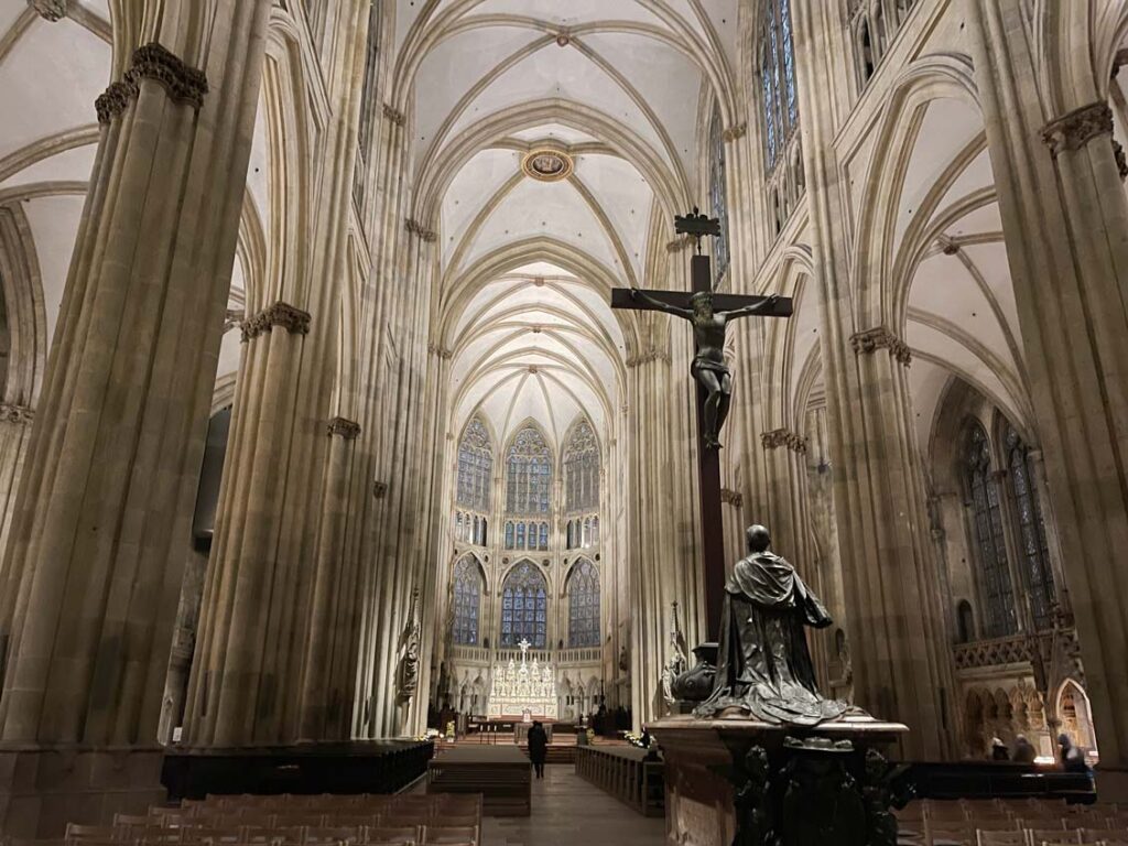 dom st peter regensburg staedtetrip