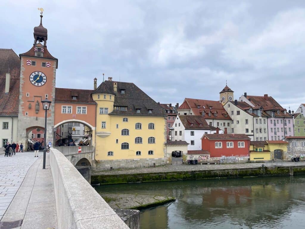 steinerne bruecke regensburg sehenswuerdigkeiten
