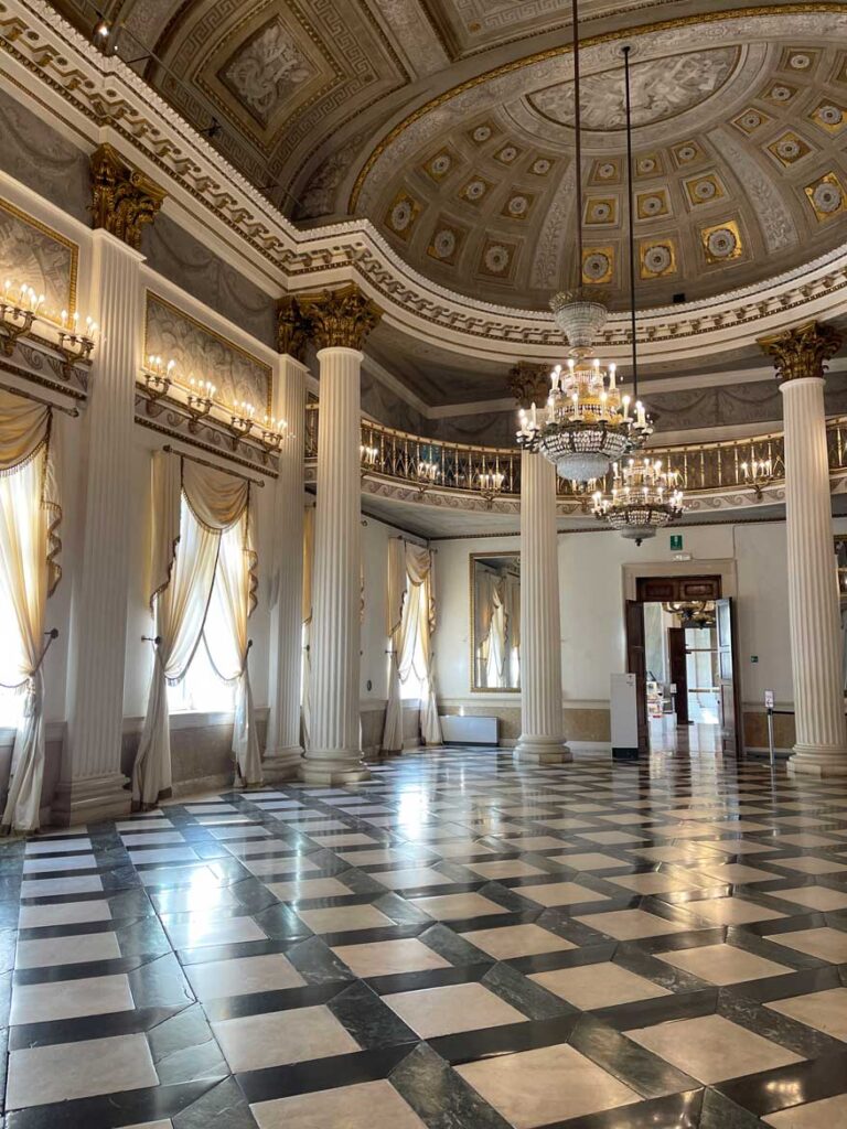 kaiserlicher-saal-museo-correr