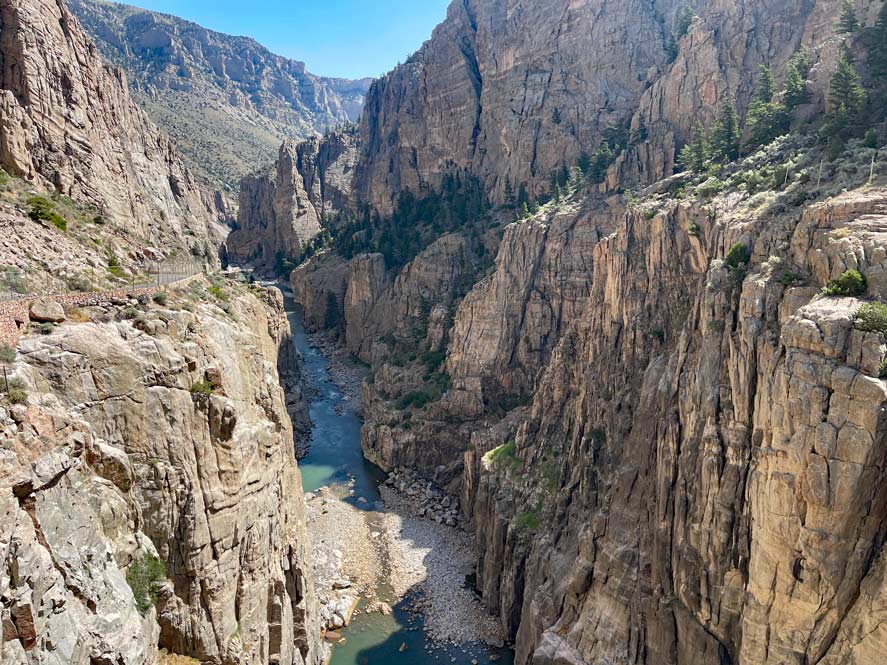 USA Rundreise Denver - mit Yellowstone Nationalpark canyon buffalo bill dam sehenswuerdigkeiten route denver
