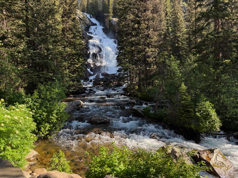 wasserfall hidden falls im grand teton nationalpark
