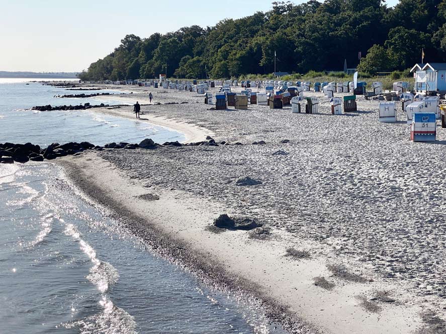 hohwachter strand mit strandkörben