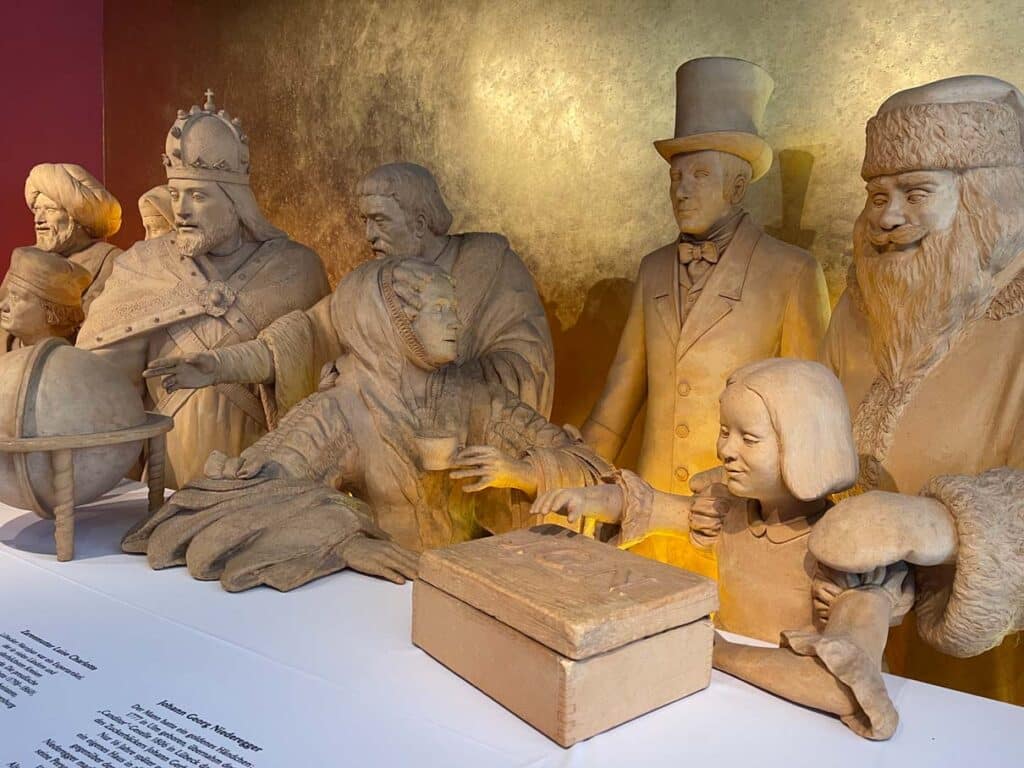 lebensgroße marzipanfiguren bei niederegger