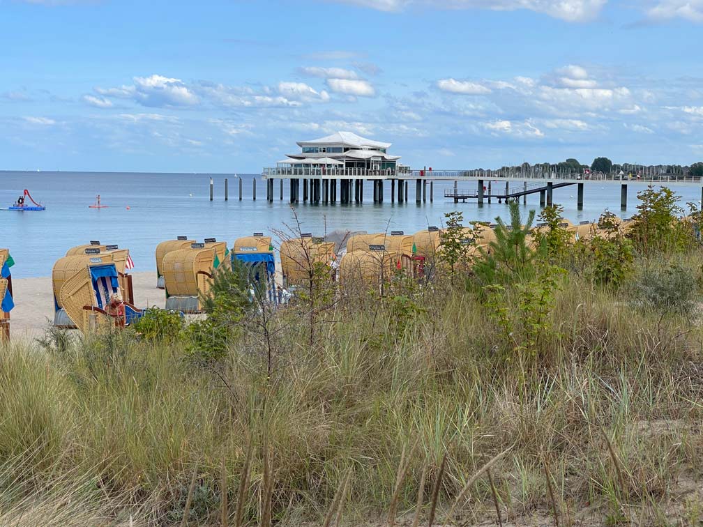 seeschlösschenbrücke am timmendorfer strand