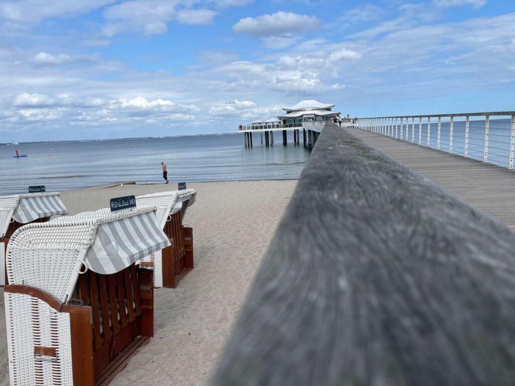 seeschlösschenbrücke am timmendorferstrand